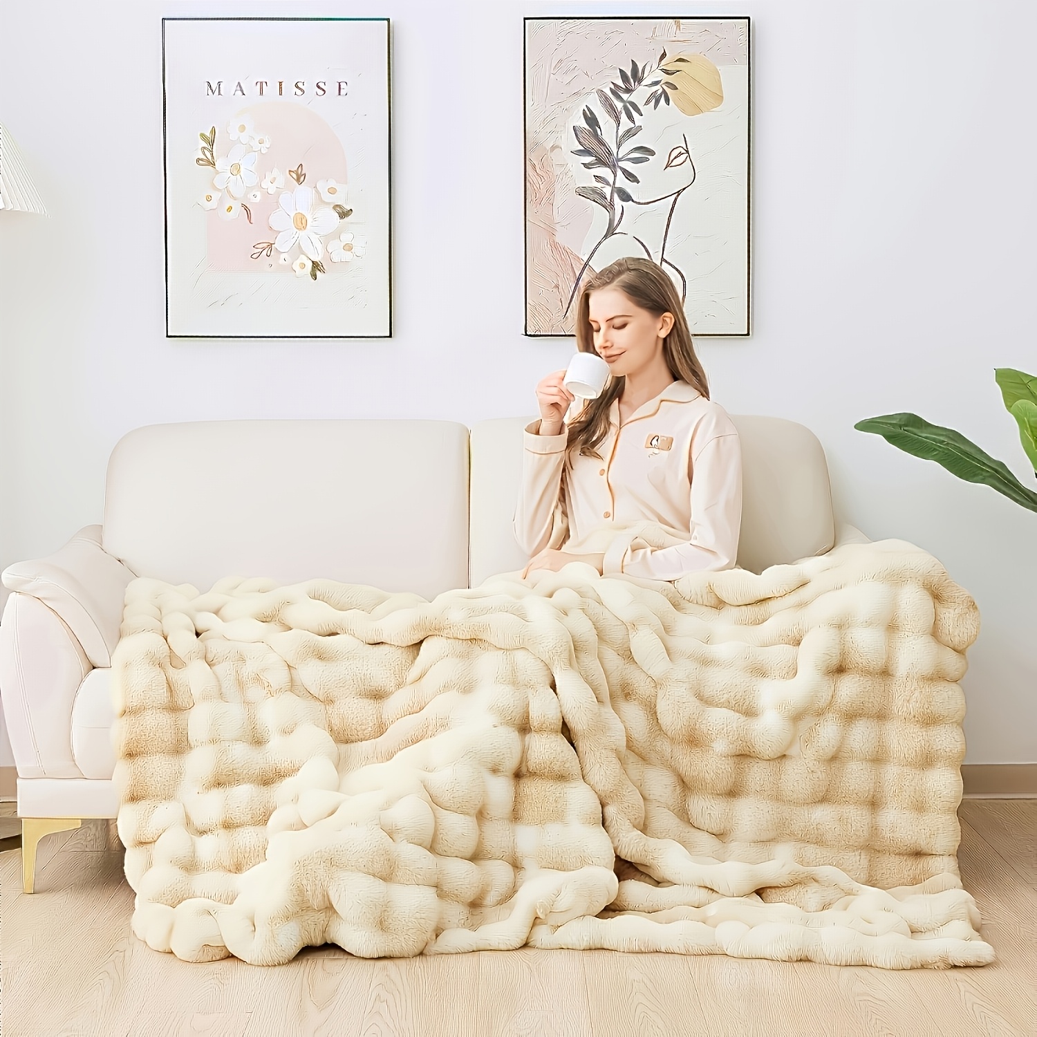 Luxury Soft Fluffy Faux Rabbit Fur Blanket, Cozy Plush Throw